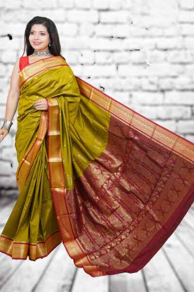 Simki - Blended Silk Saree in Moss Green