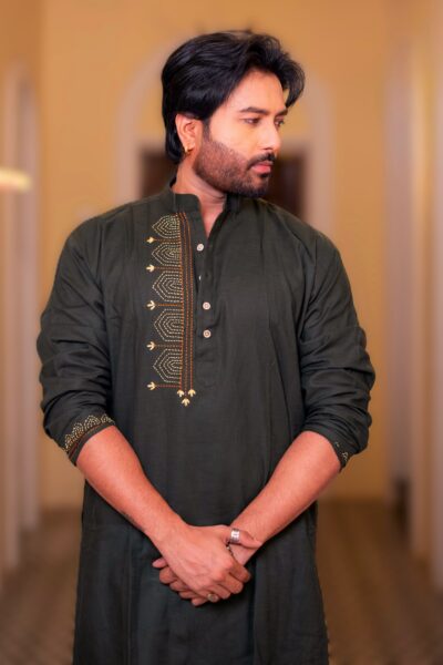 Priyam - Men's Hand-embroideried Cotton Long Kurta